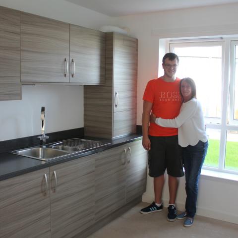 Image of Stuart Bowler and his mum. First Time Buyer at Kings View with Help To Buy